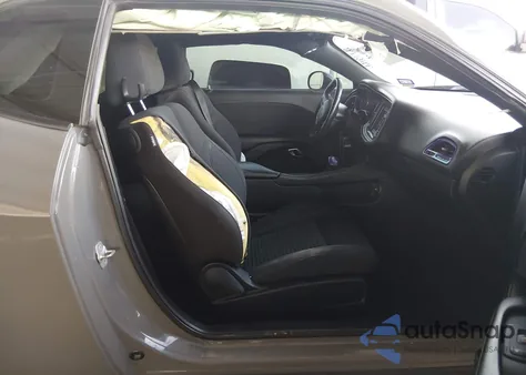 2019 Dodge Challenger Sxt z USA, uszkodzony, nr VIN 2C3CDZAG4KH606664